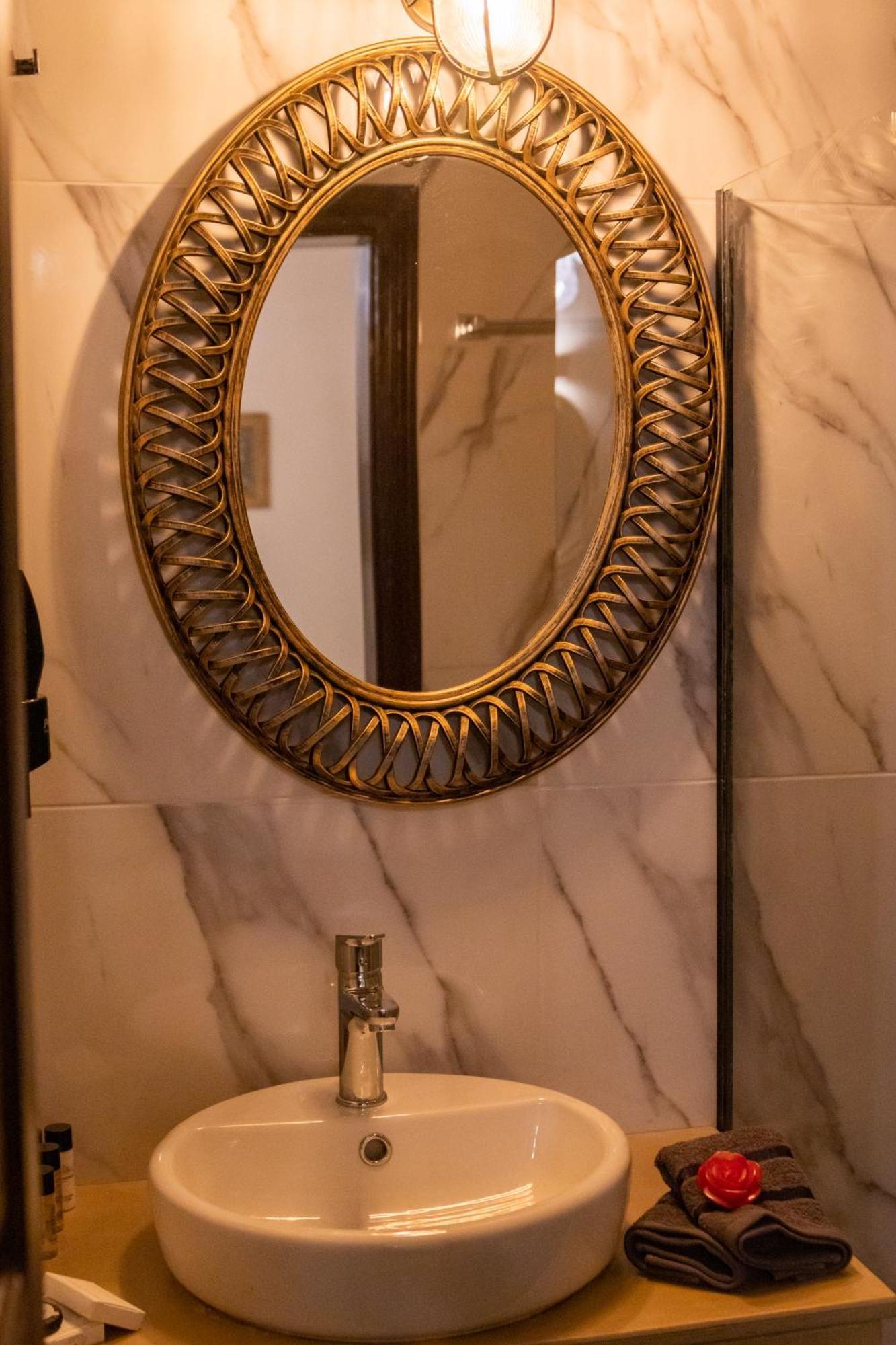 April Luxury Suites (Adults Only) Rhodes City Rum bild